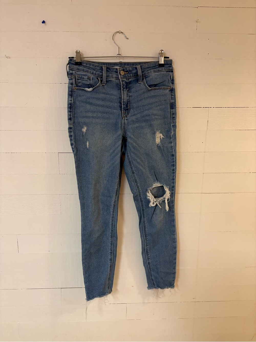 Old Navy Rockstar Super Skinny High Rise Distressed Jeans Size 4
